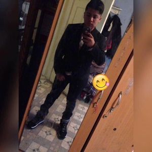 Meet your Posher, Genaro